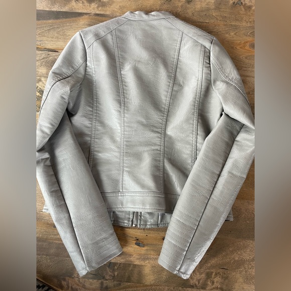 Gray vegan leather jacket - Picture 2 of 3